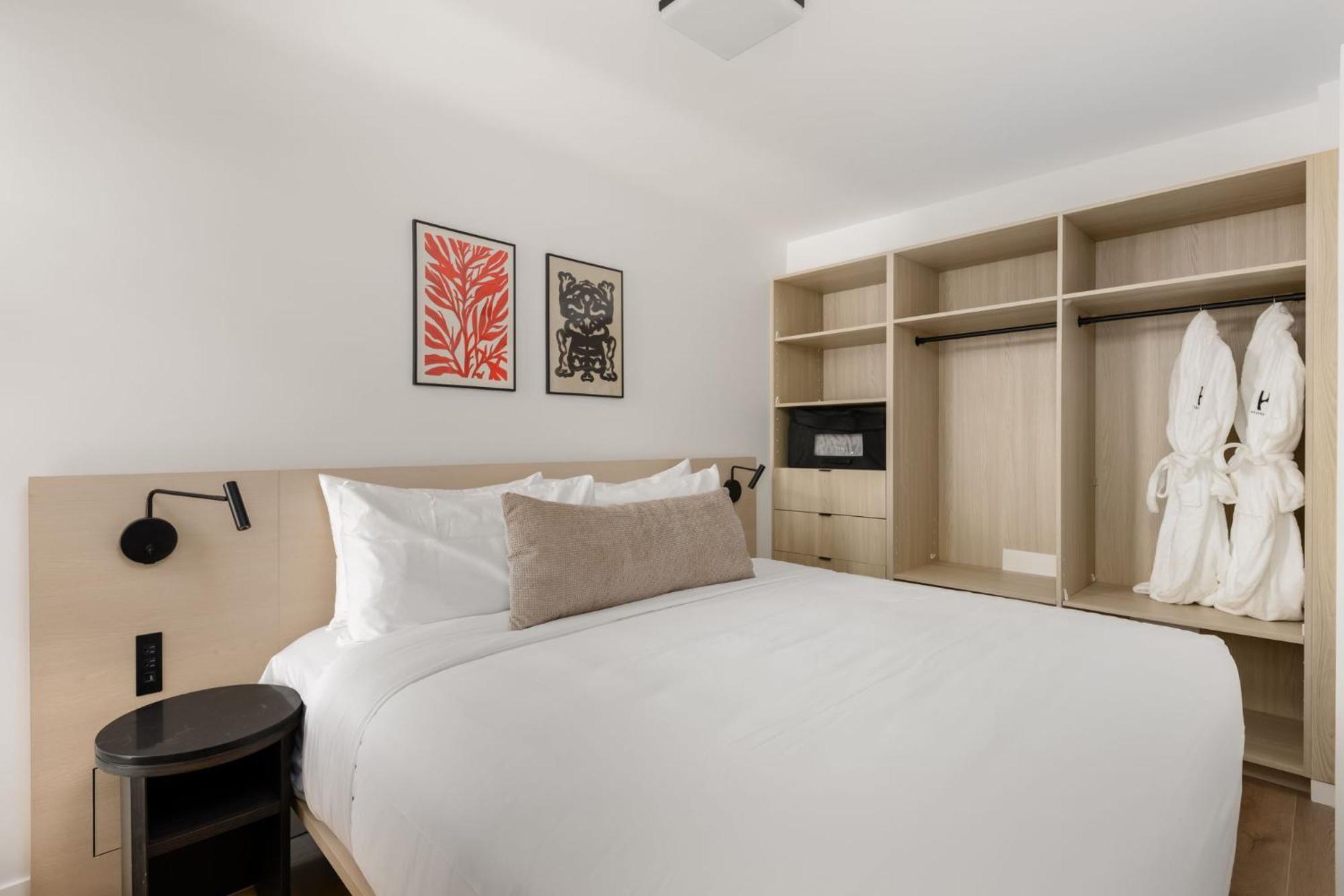 Two-Bedroom Deluxe Apartment